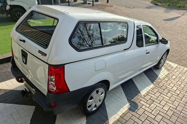 2022-Nissan-NP200-16-AC-Safety-Pack image:2