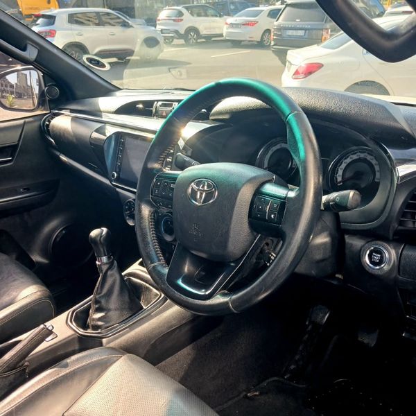 2020-Toyota-Hilux-28-GD-6-Raised-Body-Legend-Extended-Cab image:9