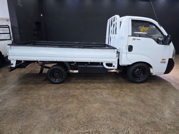 2010-Kia-K-Series-Pick-Up-K-2700-Workhorse-Single-Cab image:3