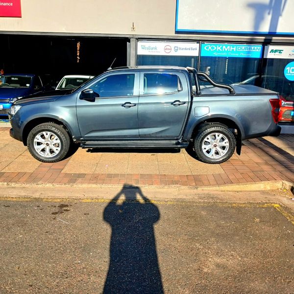 2023-Isuzu-D-Max-19-DDI-HR-LS-Double-Cab image:4