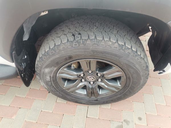 2024-Toyota-Hilux-24-GD-6-Raised-Body-Raider-Extended-Cab-Diesel image:14