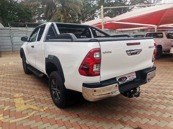 2024-Toyota-Hilux-24-GD-6-Raised-Body-Raider-Extended-Cab-Diesel image:3