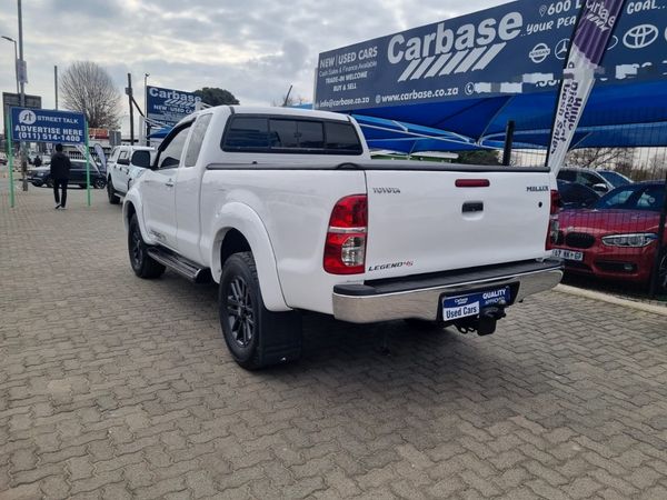 2012-Toyota-Hilux-30-D-4D-Raider-Xtra-Cab image:12
