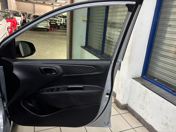 2025-Hyundai-Grand-i10-10-Motion image:11