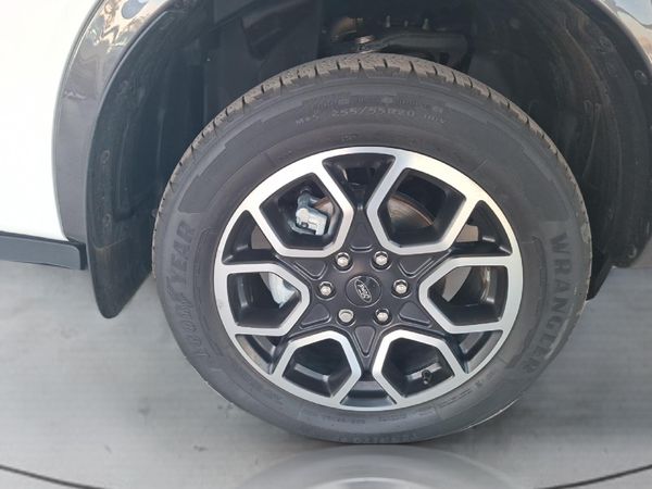 2025-Ford-Everest-30D-V6-Wildtrack-AWD-Auto image:10