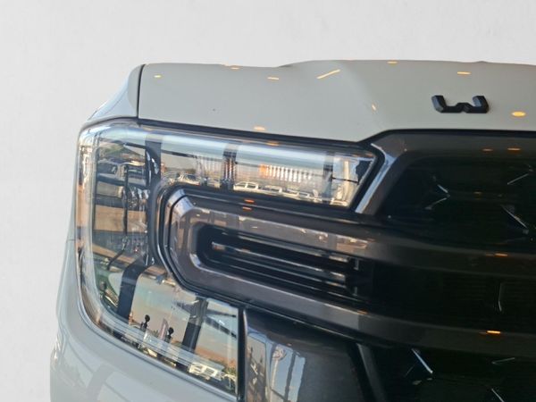 2025-Ford-Everest-30D-V6-Wildtrack-AWD-Auto image:8