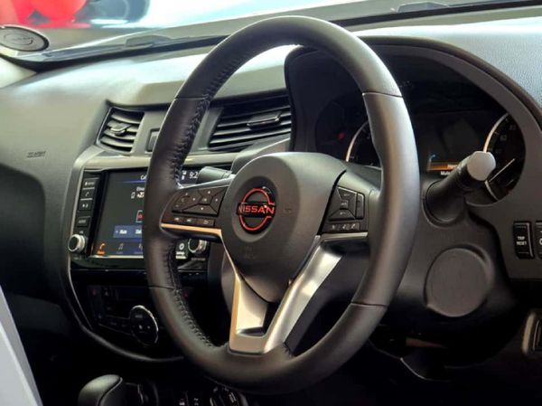 2025-Nissan-Navara-25DDTi-PRO-4X-Warrior-4x4-Double-Cab-Auto image:21