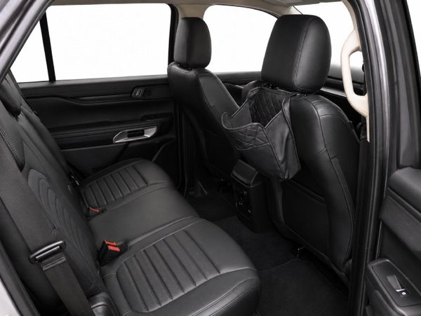 2026-Ford-Everest-20D-Bi-Turbo-Sport-Auto image:26
