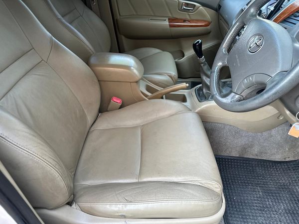 2010-Toyota-Fortuner-30-D-4D-Raised-Body image:7