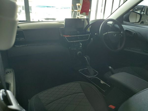 2026-Mahindra-XUV-3XO-12T-MX3-Auto image:13