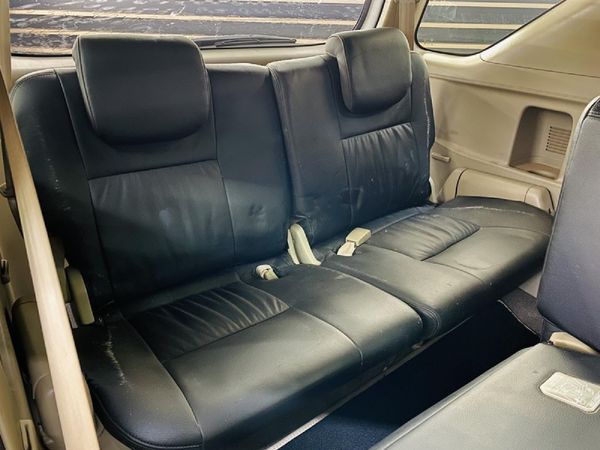 2013-Toyota-Fortuner-25-D-4D-Raised-Body-Auto image:24