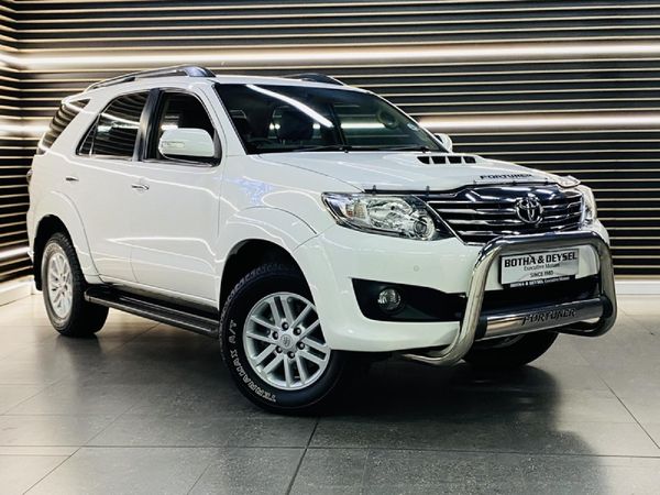 2013-Toyota-Fortuner-25-D-4D-Raised-Body-Auto image:2