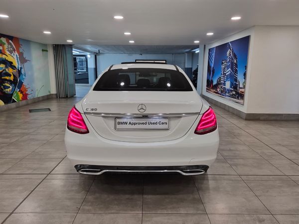 2014-Mercedes-Benz-C-Class-C-180-Auto image:8
