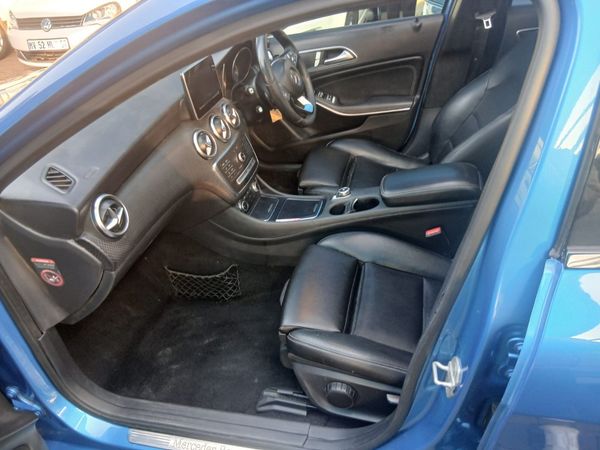 2016-Mercedes-Benz-A-Class-A-200d-Style image:5