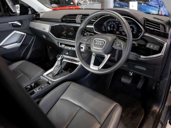 2025-Audi-Q3-14-TFSI-Auto-35-TFSI image:5