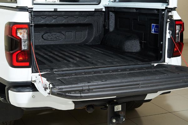 2025-Ford-Ranger-20D-Bi-Turbo-XLT-HR-Double-Cab-Auto image:9