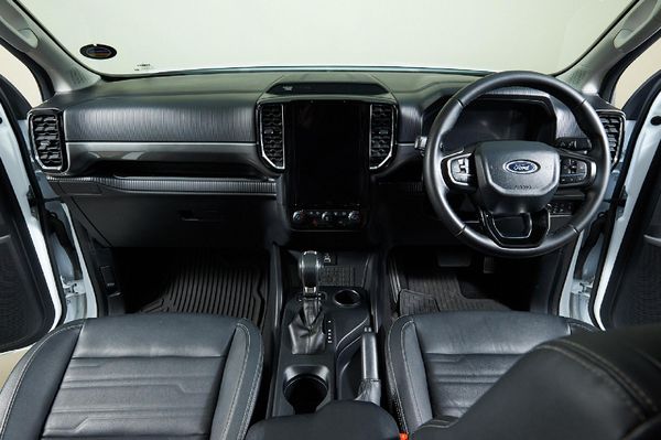 2025-Ford-Ranger-20D-Bi-Turbo-XLT-HR-Double-Cab-Auto image:13