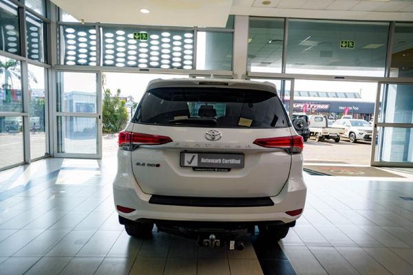 2021-Toyota-Fortuner-24-GD-6-Raised-Body-Auto image:3