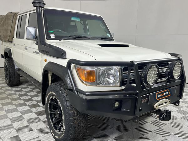 2020-Toyota-Land-Cruiser-79-45-D-Double-Cab image:16