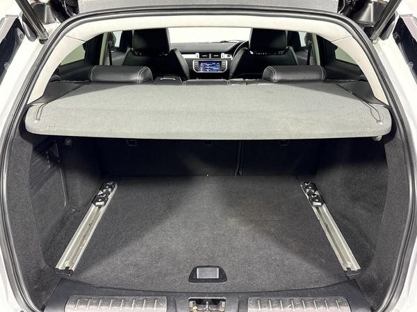 2014-Land-Rover-Range-Rover-Evoque-20-Si4-Dynamic image:13