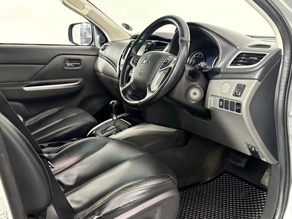 2017-Mitsubishi-Triton-24-Di-Dc-Auto-Double-Cab image:8