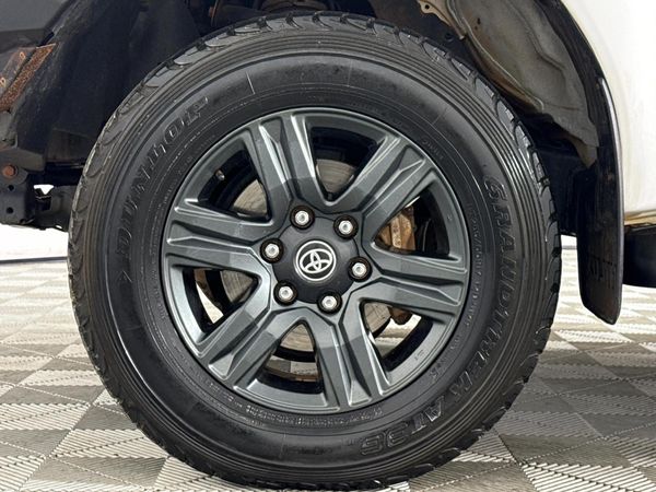 2021-Toyota-Hilux-24-GD-6-Raider-4x4-Auto-Single-Cab image:2