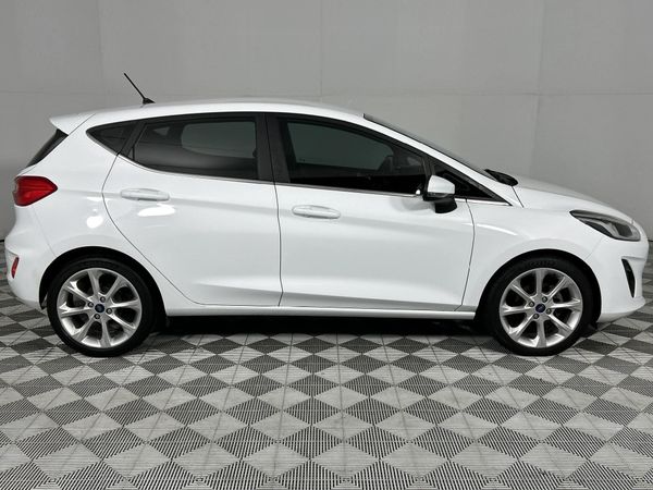 2019-Ford-Fiesta-10-EcoBoost-Titanium-Auto-5-dr image:17