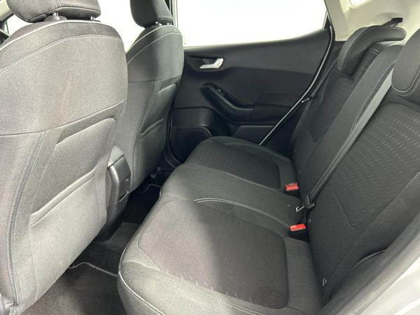 2019-Ford-Fiesta-10-EcoBoost-Titanium-Auto-5-dr image:3