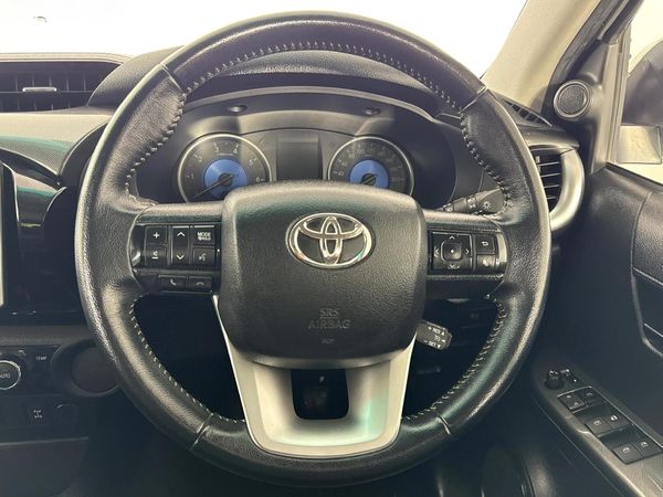 2017-Toyota-Hilux-28-GD-6-Raised-Body-Raider-Double-Cab image:12