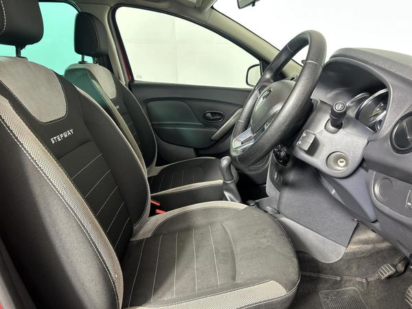 2019-Renault-Sandero-900T-Stepway-Expression image:9