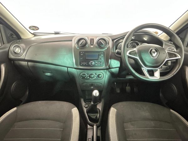 2019-Renault-Sandero-900T-Stepway-Expression image:1