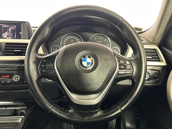 2015-BMW-3-Series-320d-Auto image:12