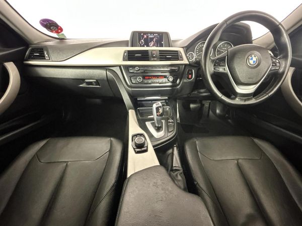 2015-BMW-3-Series-320d-Auto image:1