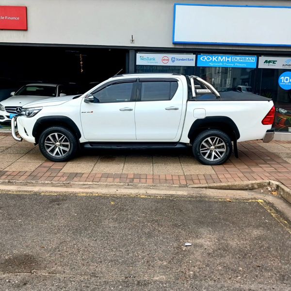 2017-Toyota-Hilux-28-GD-6-Raised-Body-Raider-Double-Cab-Auto image:2