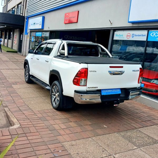 2017-Toyota-Hilux-28-GD-6-Raised-Body-Raider-Double-Cab-Auto image:5
