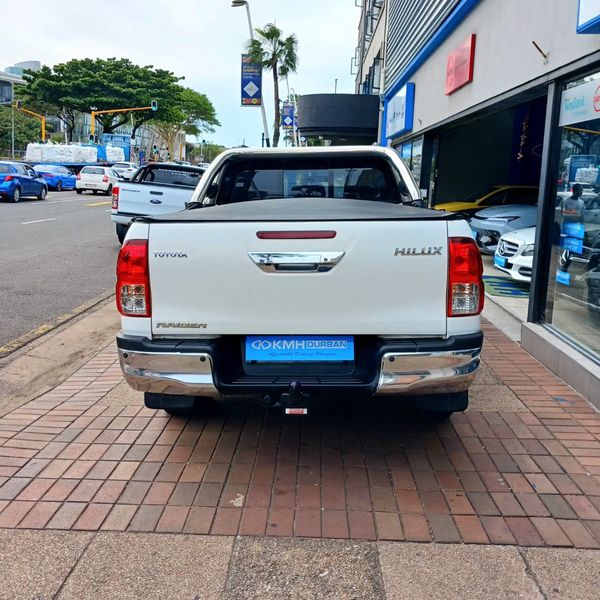 2017-Toyota-Hilux-28-GD-6-Raised-Body-Raider-Double-Cab-Auto image:6