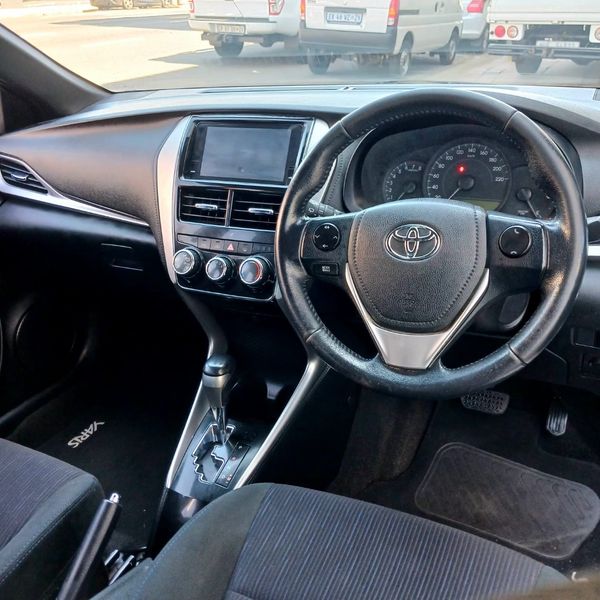 2019-Toyota-Yaris-15-XS-Auto-5-dr image:10