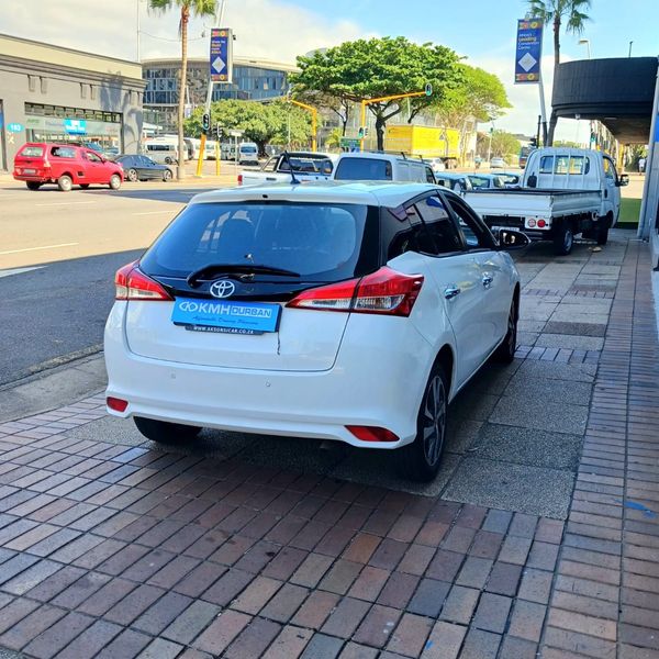 2019-Toyota-Yaris-15-XS-Auto-5-dr image:4