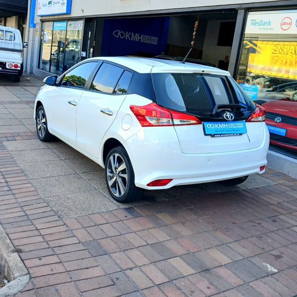2019-Toyota-Yaris-15-XS-Auto-5-dr image:5