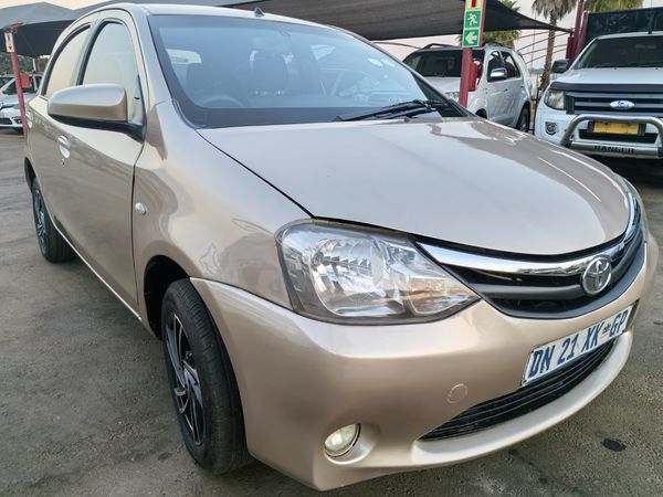 2014-Toyota-Etios-15-xi-5-dr image:2