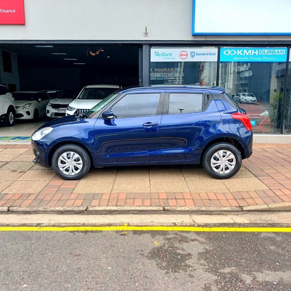 2021-Suzuki-Swift-12-GL-Auto image:3