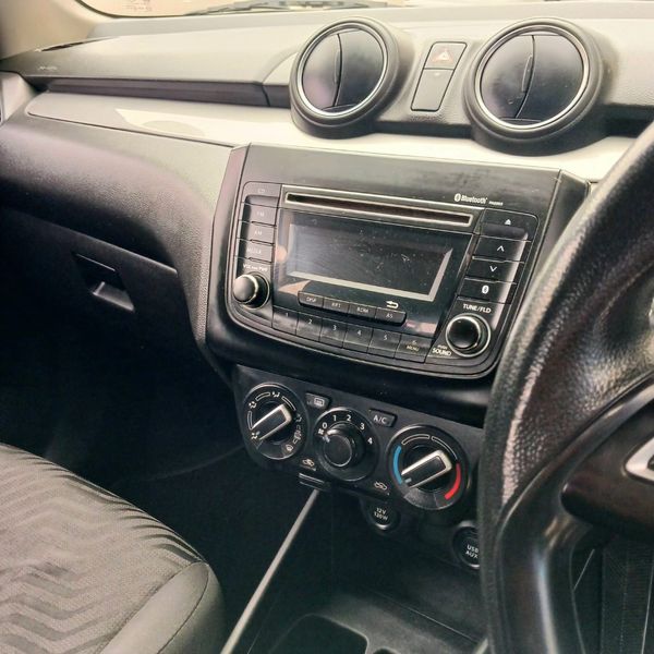 2021-Suzuki-Swift-12-GL-Auto image:7