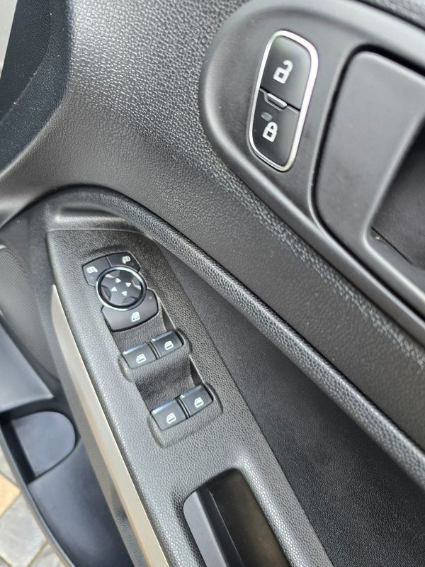 2021-Ford-EcoSport-10-EcoBoost-Trend-Auto image:9