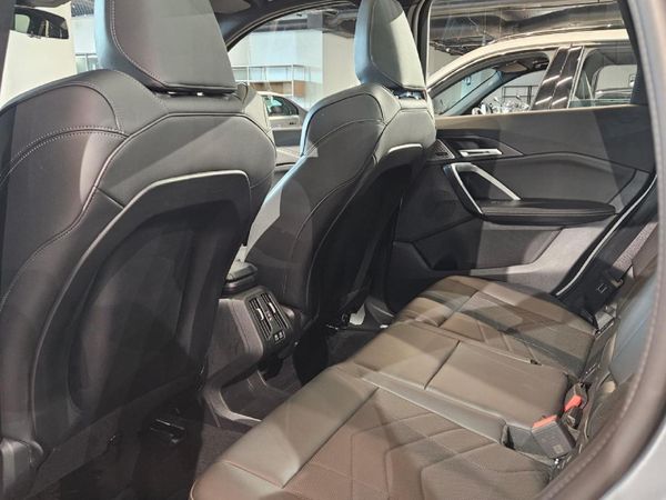 2023-BMW-X1-sDrive18d-M-Sport image:10