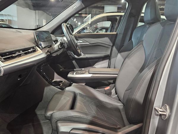 2023-BMW-X1-sDrive18d-M-Sport image:8