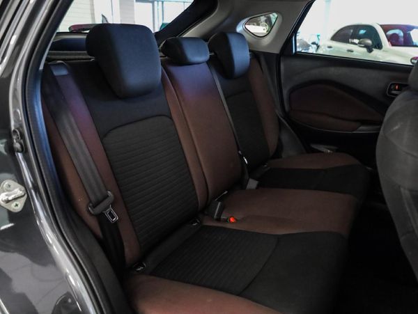 2024-Suzuki-Fronx-15-GL image:9