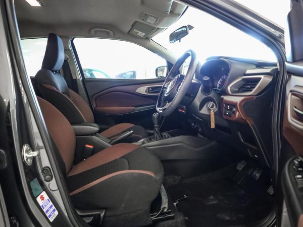 2024-Suzuki-Fronx-15-GL image:6