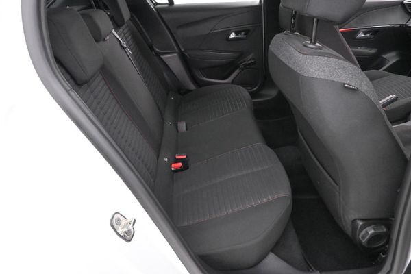 2022-Peugeot-208-12-Active image:11