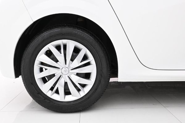 2022-Peugeot-208-12-Active image:5