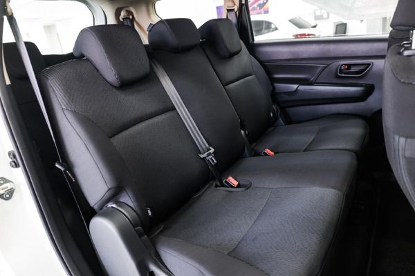 2026-Suzuki-Ertiga-15-GA image:11